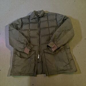 Vintage Comfy brand goose down puffer coat. Made in Seattle XL